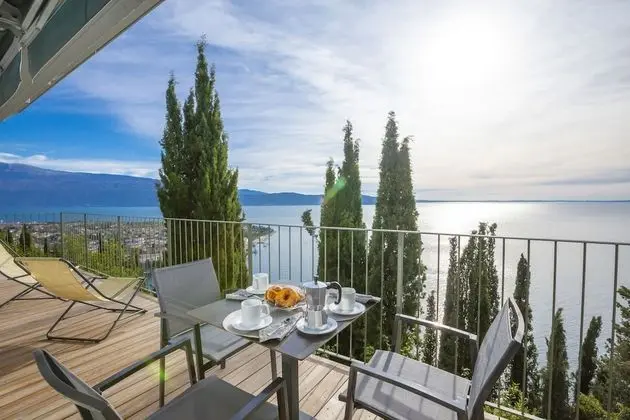 Apartment Rustichel With Lake View