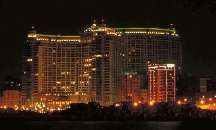 Apartment at San Stefano Grand Plaza - Dış Mekan