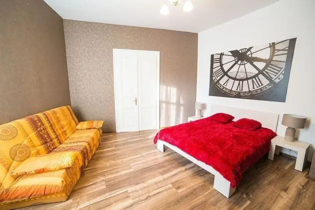 Apartment Shpitalna 21