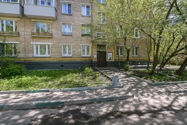 Apartment on Simonovskiy Val 8
