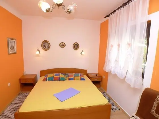 Apartment for six Persons With 3 Bedrooms and Partial sea View - Oda