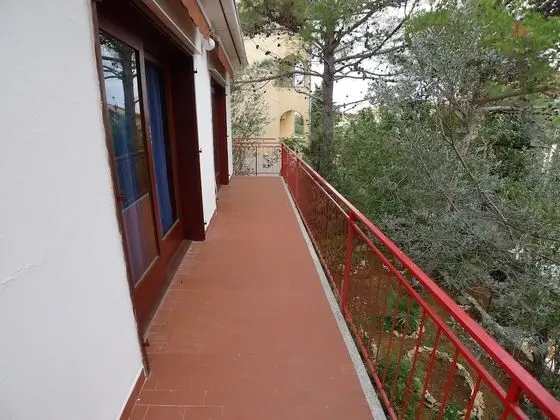 Apartment for six Persons With Three Bedrooms and Internet - Oda Düzeni