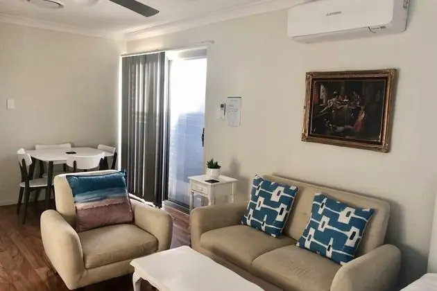 Apartment Stay Close to Surfers Paradise - Oda Düzeni