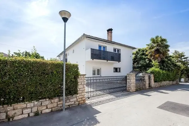 Apartment and Studio Tereza