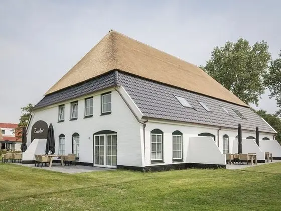 Apartment in Tasteful Farmhouse in De Cocksdorp, on the Wadden Island of Texel
