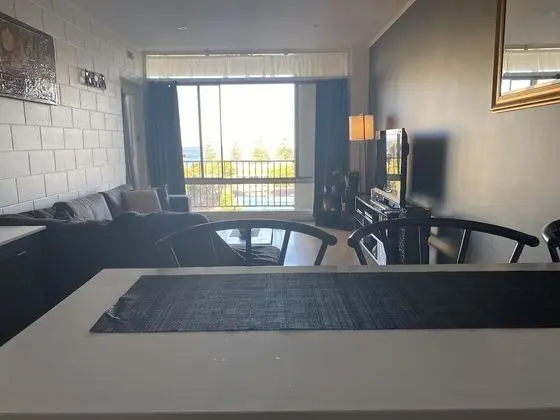 Apartment on Tennyson - İç Mekan