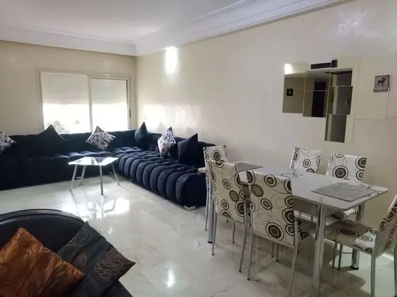 Apartment With Terrace - Yerinde Yemek