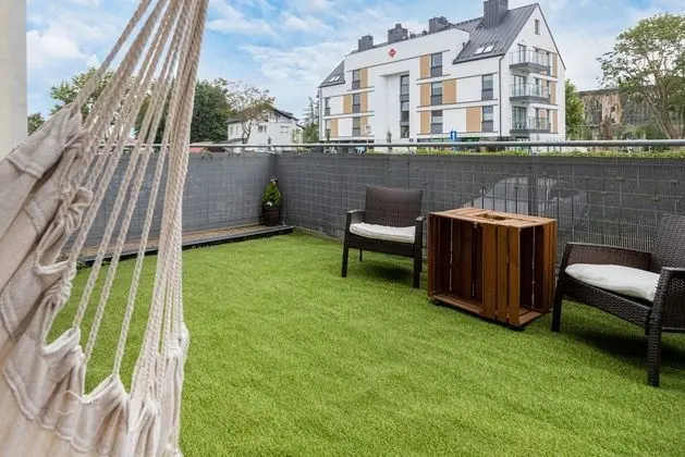 Apartment With Terrace by Renters