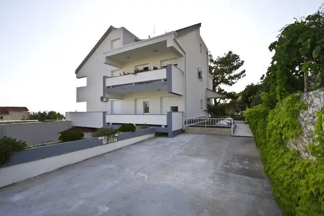 Apartment Topic near Beach