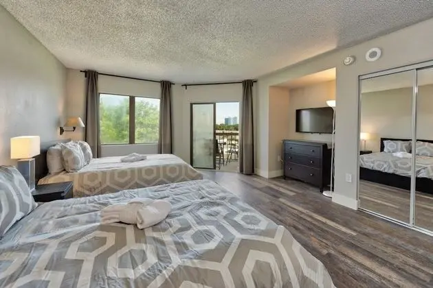 Apartment & Town Homes Close to Disney