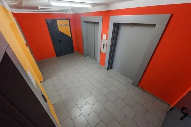 Apartment on Tramvaynyy pereulok 2-3 10 floor - Lobi