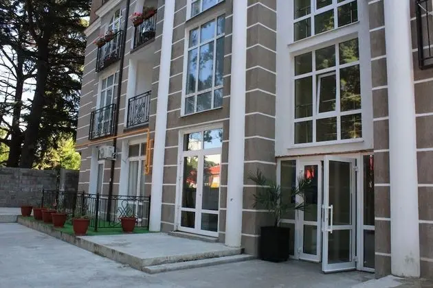 Apartment on Tulpanov St. 1-3