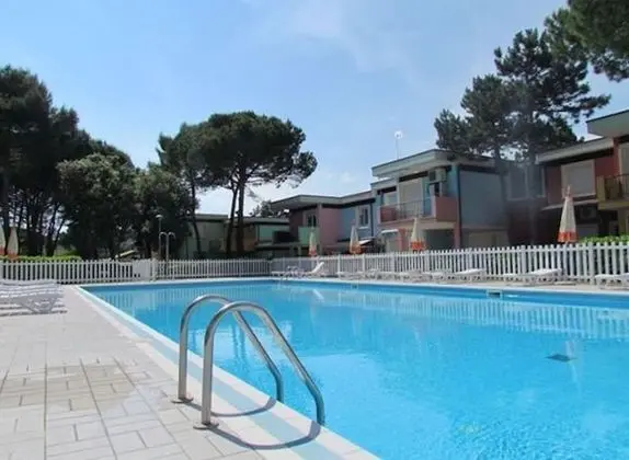 Apartment on two Floors in Residence With Pool - By Beahost Rentals