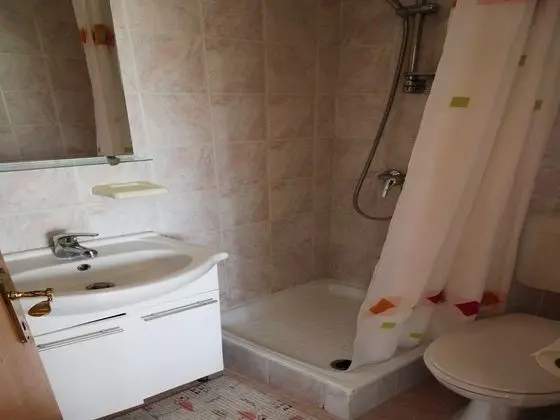 Apartment for two Person Near the sea and City Center - Banyo Tipleri