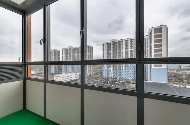 Apartment Vitebskiy prospekt 101 Bldg 4 - Dış Mekan