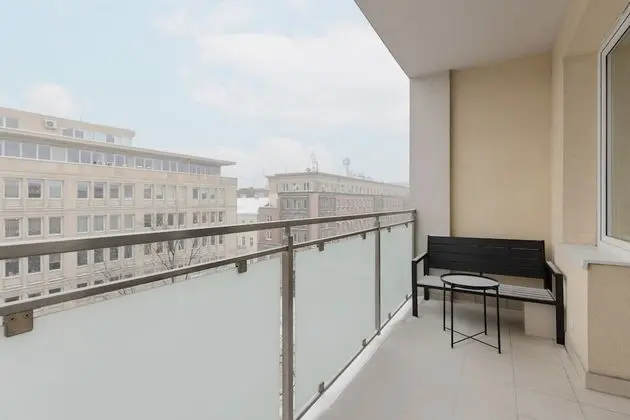 Apartment Warsaw Krucza by Renters