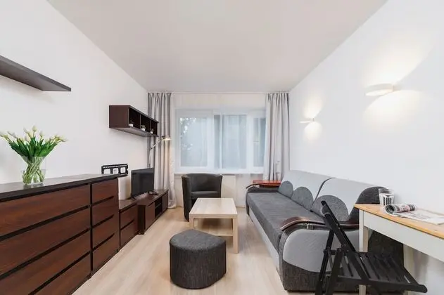 Apartment Warsaw Podlesna by Renters
