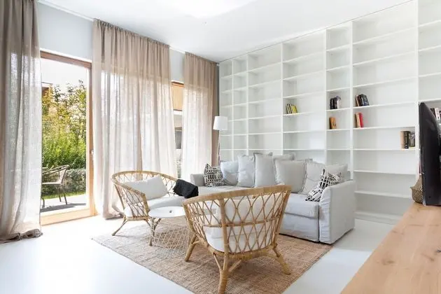 Apartment Warsaw Smolenskiego