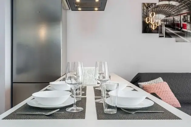 Apartment Wroclaw Atal Tower by Renters - Mutfak