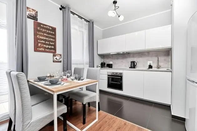 Apartment Wroclaw Sikorskiego by Renters - Mutfak
