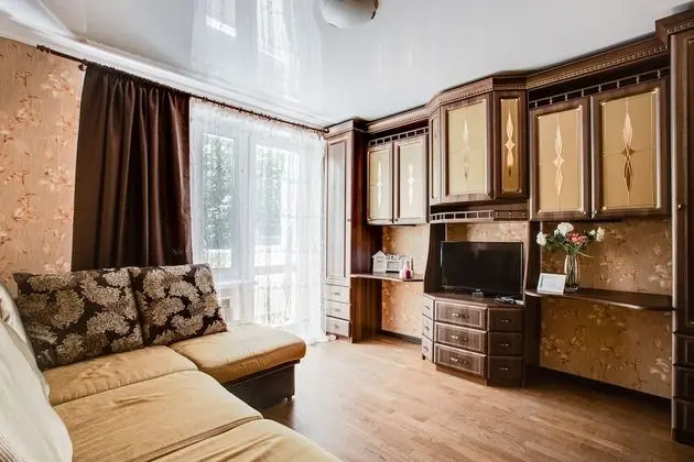 Apartment on Yunykh Lenintsev - Öne Çıkan Resim