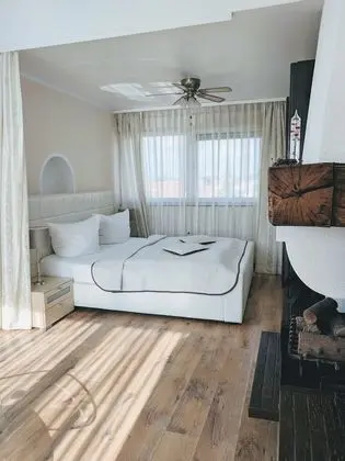 Apartmenthaus am Rhein