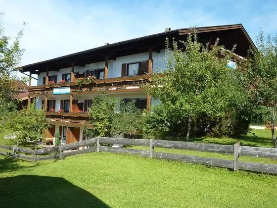 Apartmenthaus Sonnenschein - Dış Mekan