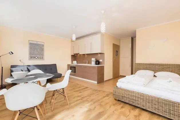 Apartments 11 Listopada by Renters