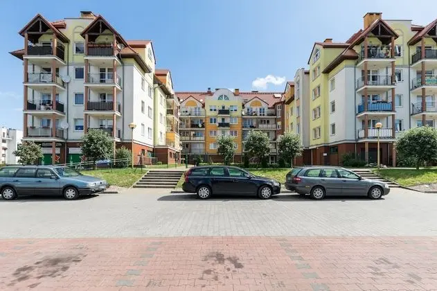 Apartments 11 Listopada by Renters - Dış Mekan