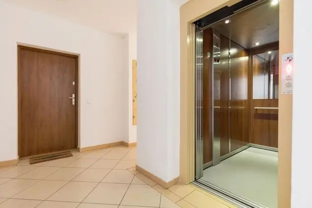Apartments 11 Listopada by Renters - İç Mekan