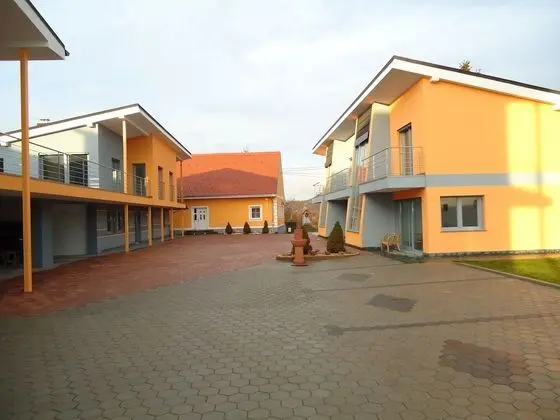 Apartments Akacijev Izvir - Dış Mekan