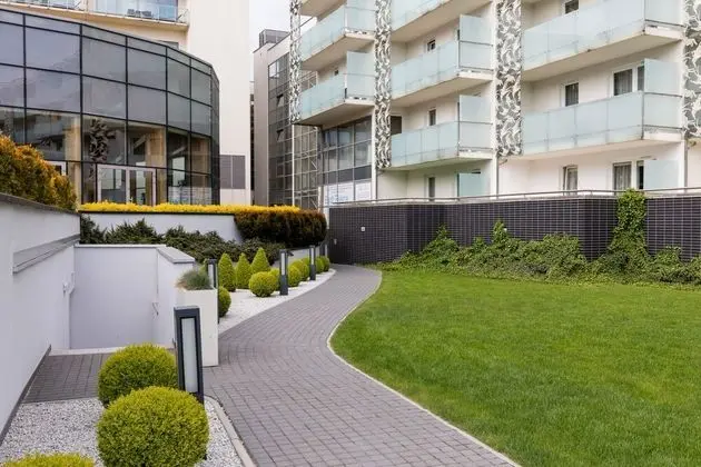 Apartments Aquarius by Renters - Dış Mekan