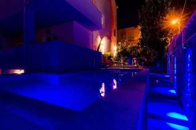 Apartments Aura - Dış Mekan
