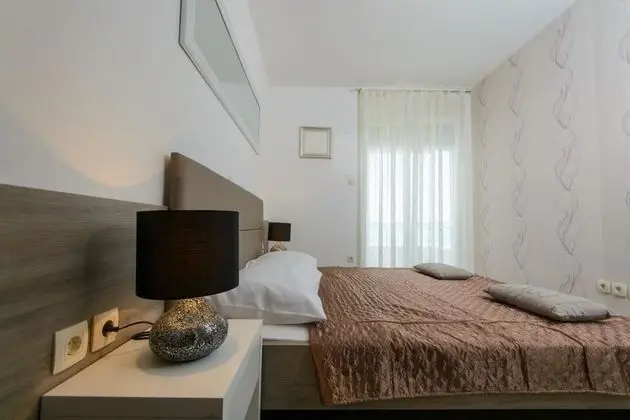 Apartments Villa Aurora 4 - Oda
