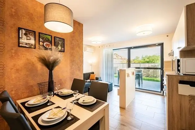 Apartments Banonia - Sunset