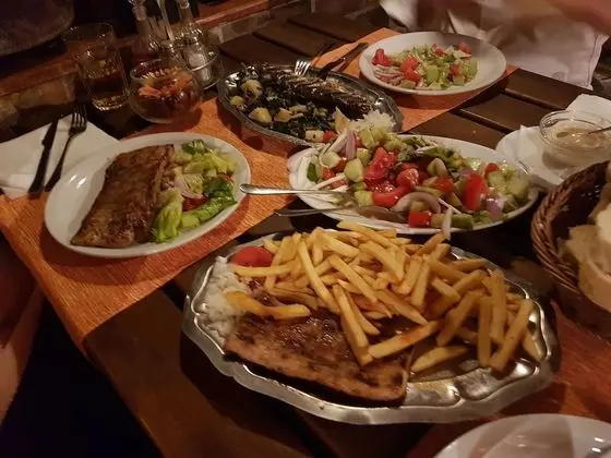 Hotel Apartments Bella Mare Belgrade - Yerinde Yemek
