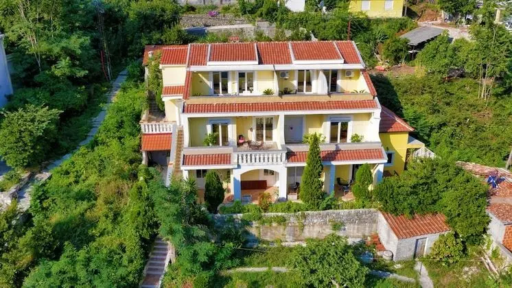 Apartments Bella Vista - Lobi
