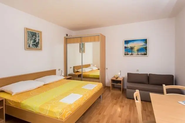 Apartments Bibijana - Oda