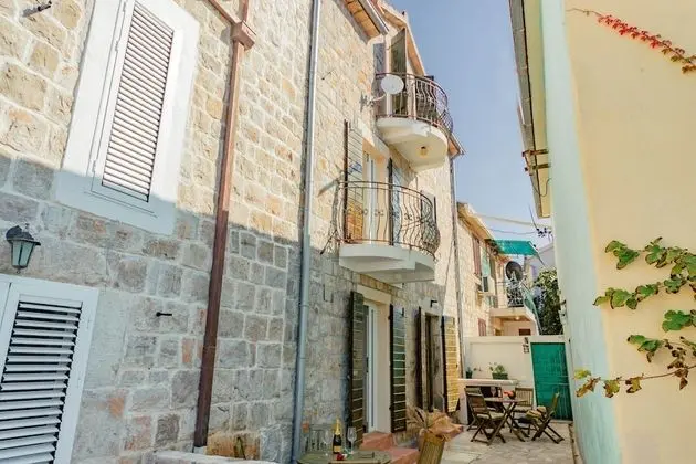 Apartments Bigovo Veljic - 1