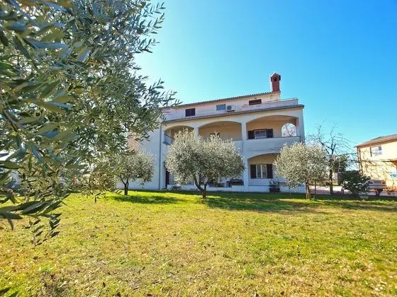 Apartments Blazenka 1270