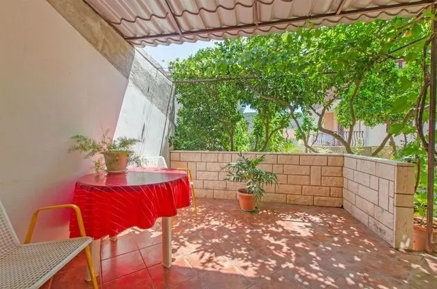 Apartments Bozjidar