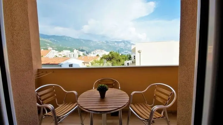 Apartments Bracanovic