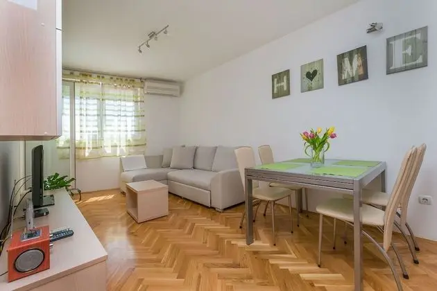 Apartments Cetina