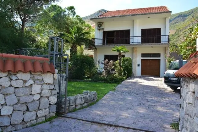 Apartments Cirkovic - Dış Mekan