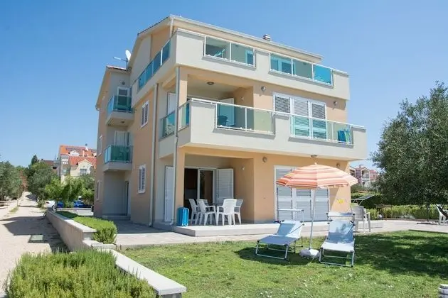 Apartments Citrine on the Beach - Dış Mekan