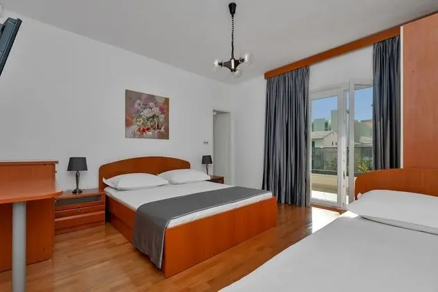 Apartments Cobrnic - Oda