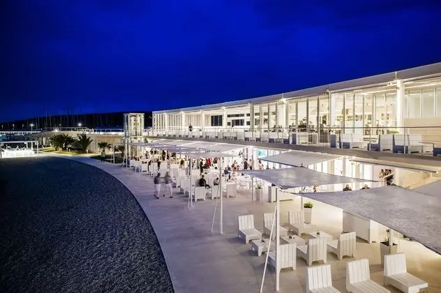 The Apartments Consists of two Bedrooms, a Bathroom, a Kitchen and a Living Room
