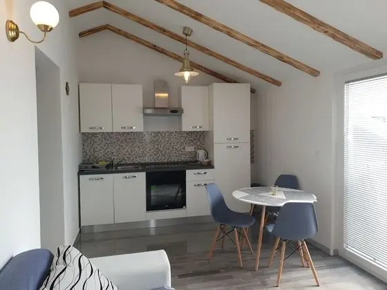 Apartments Dalmatinka Metajna Novalja - Mutfak