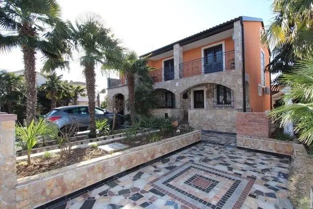 Apartments Dana & Stelio