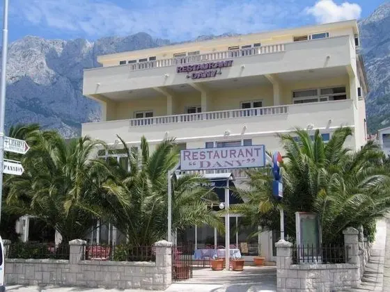 Apartments Dany - Dış Mekan